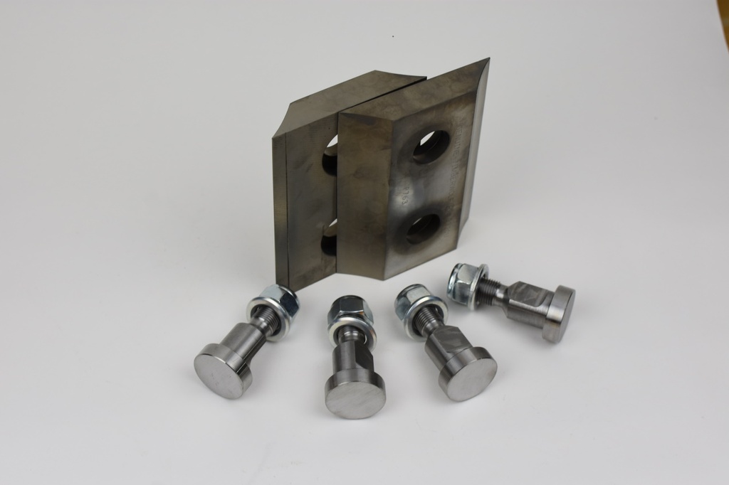   Blade &amp; Bolt Pack TW230