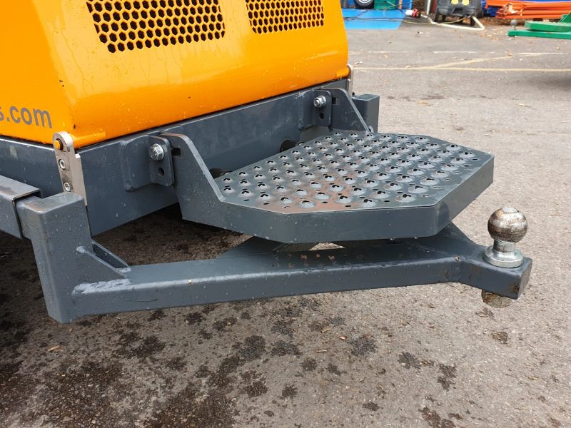 Forst Tracked Chipper Detachable Towbar Option