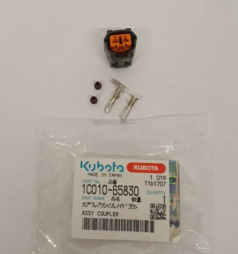 [1C010-65830] Kubota 2 Pin Plug - Fuel Stop Solenoid Adapter Plug For 17208-60016