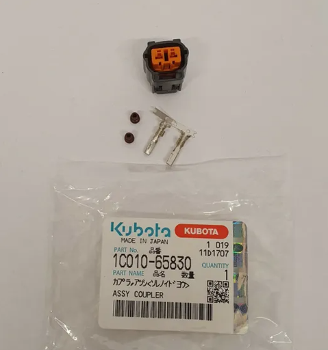 [KU-1C01065830] Kubota 2 Pin Plug - Fuel Stop Solenoid Adapter Plug For 17208-60016